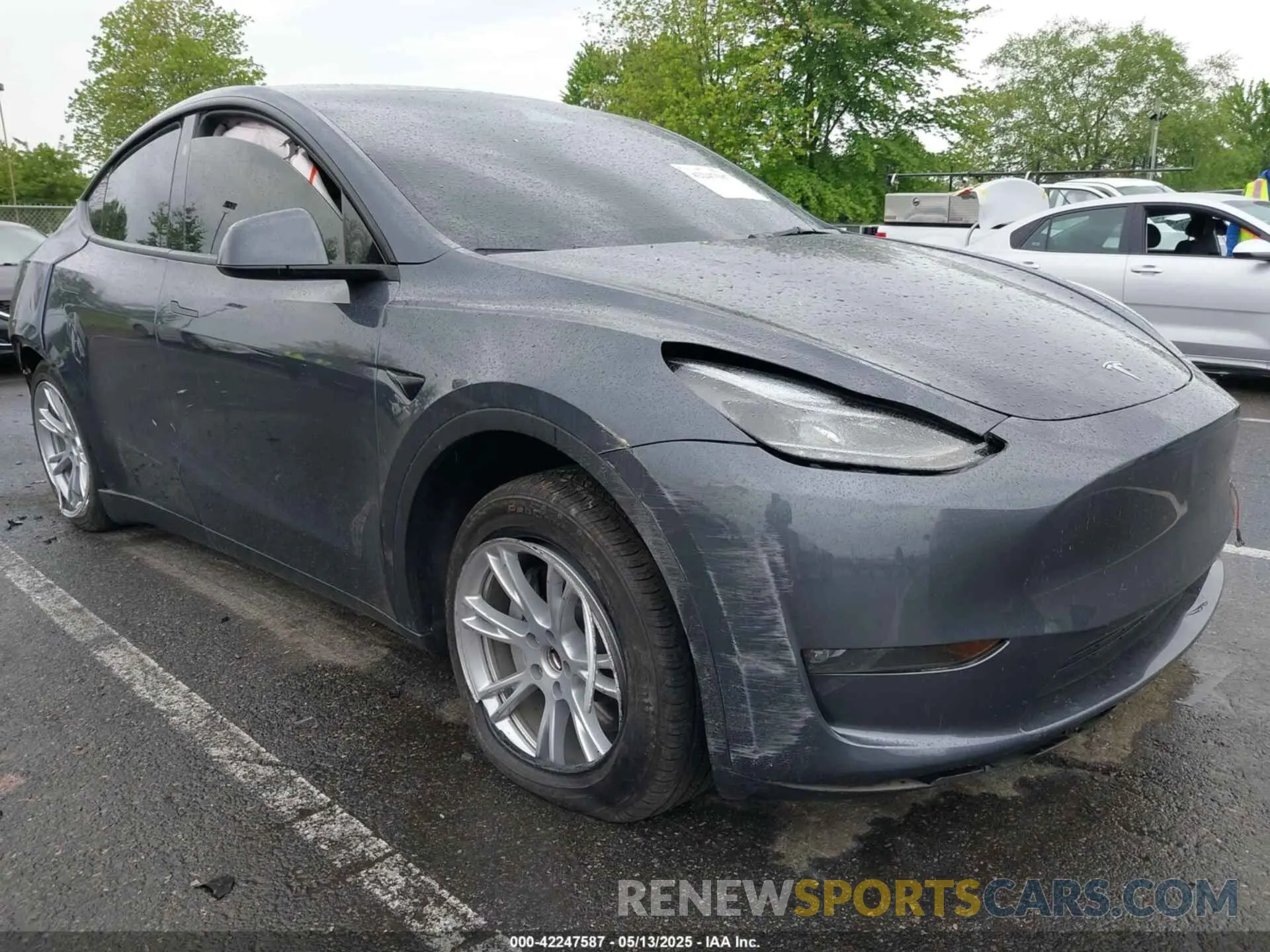 1 Photograph of a damaged car 7SAYGDED5PF958065 TESLA MODEL Y 2023