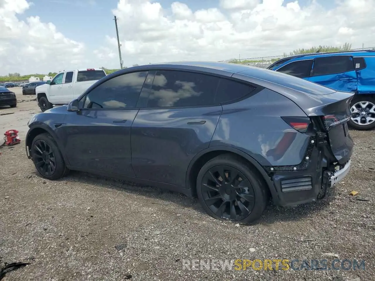 2 Photograph of a damaged car 7SAYGDED5PF960978 TESLA MODEL Y 2023