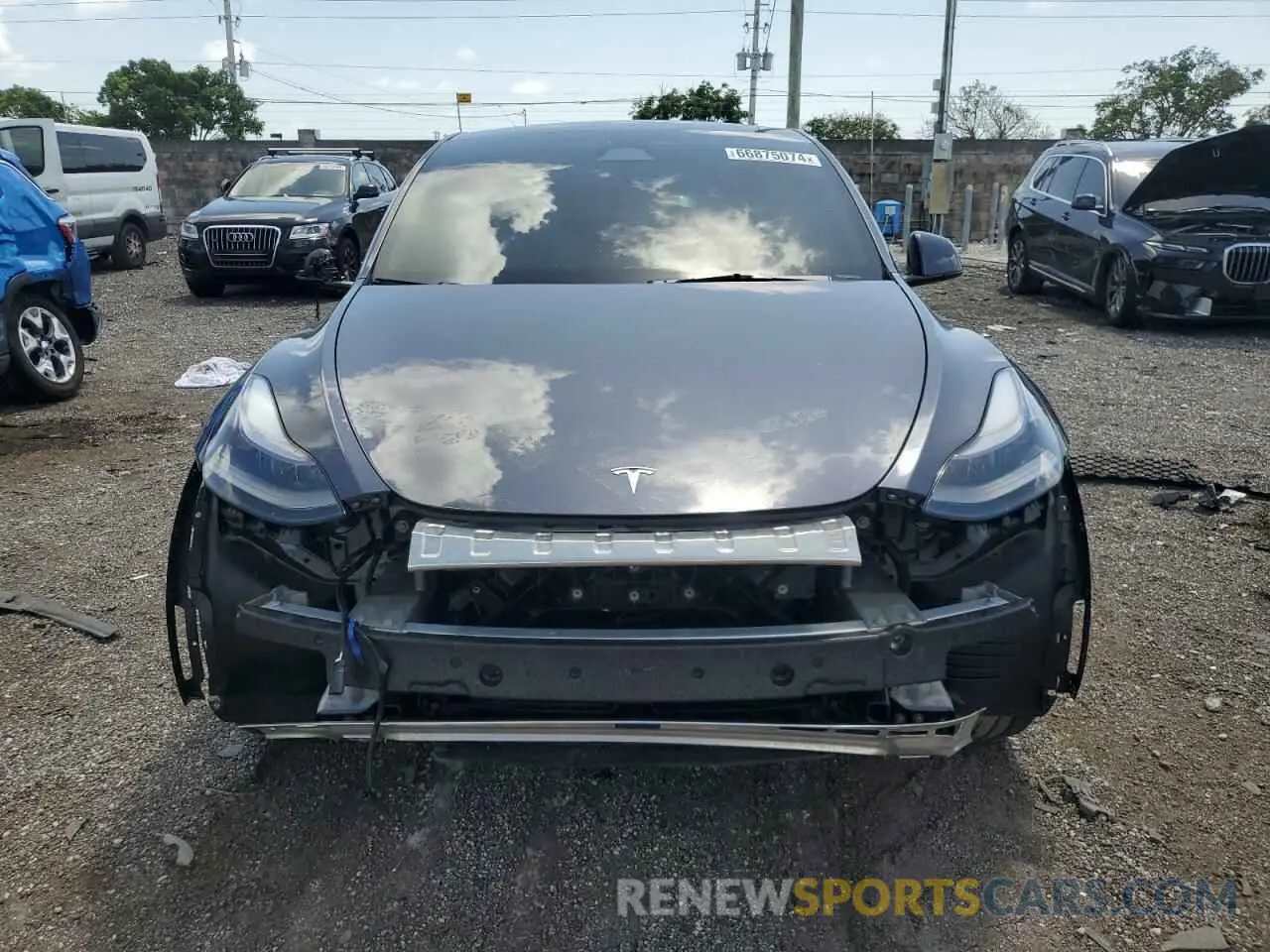 5 Photograph of a damaged car 7SAYGDED5PF960978 TESLA MODEL Y 2023