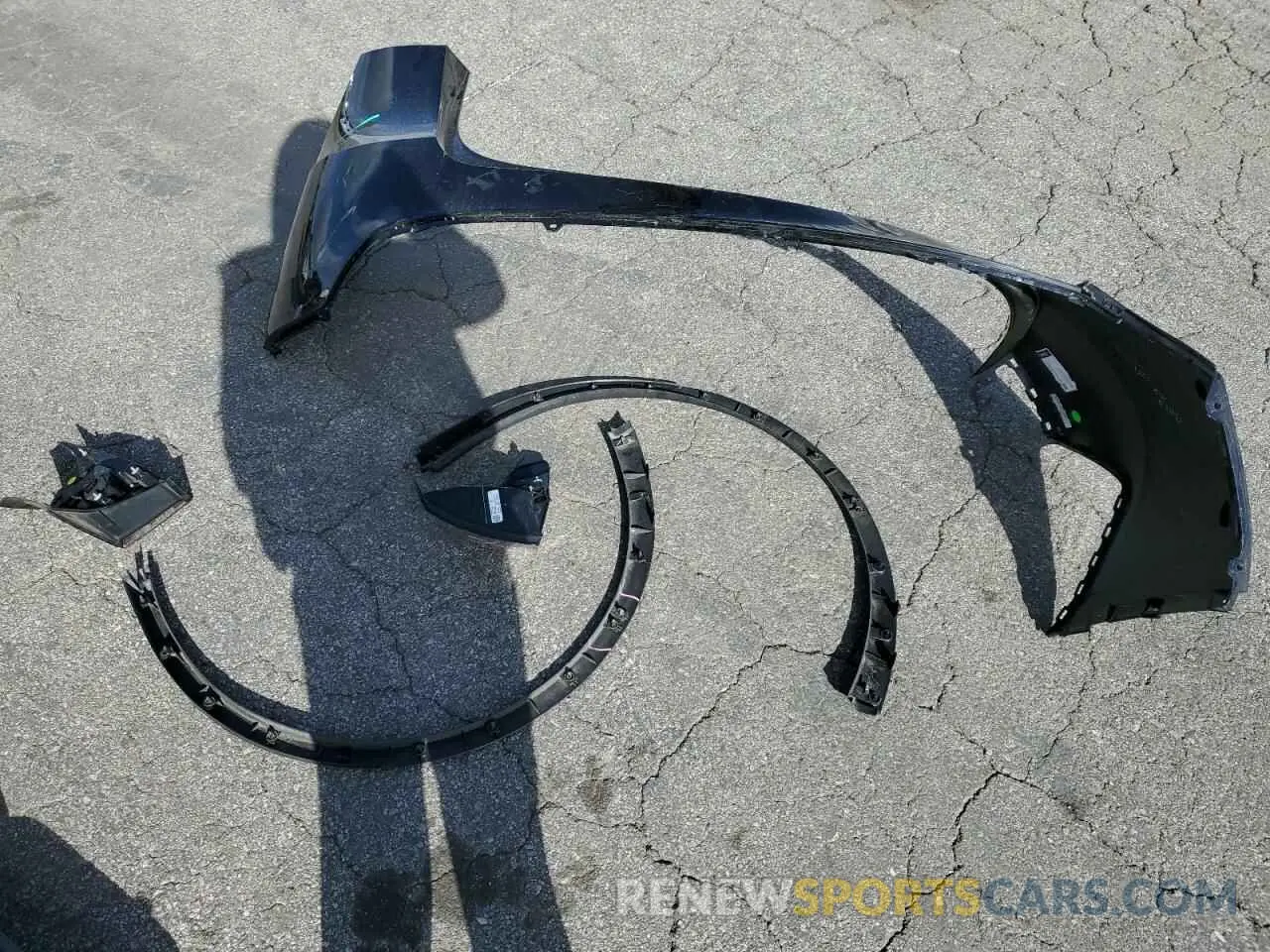 15 Photograph of a damaged car 7SAYGDED6PF939931 TESLA MODEL Y 2023
