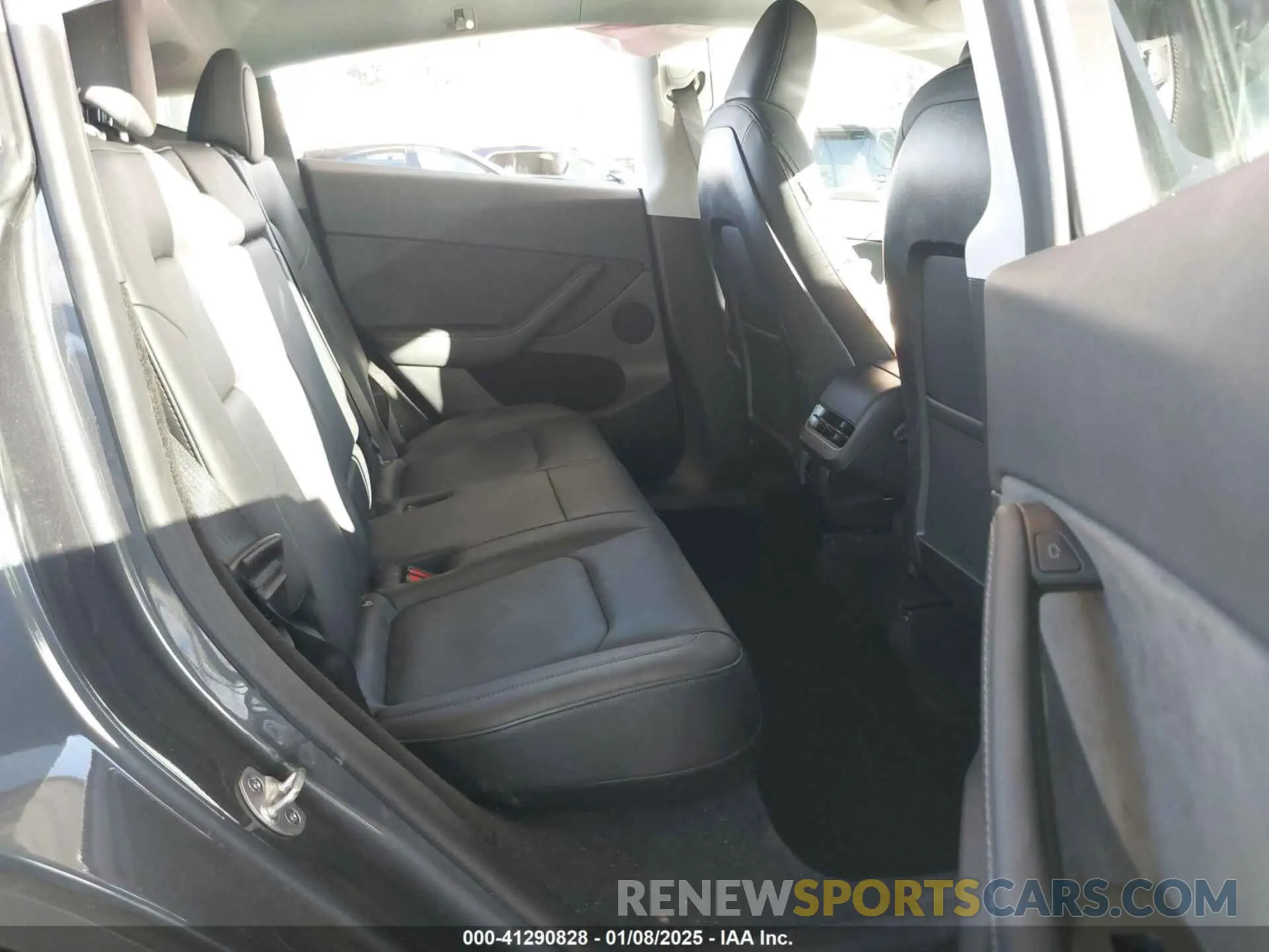 8 Photograph of a damaged car 7SAYGDED6PF965333 TESLA MODEL Y 2023