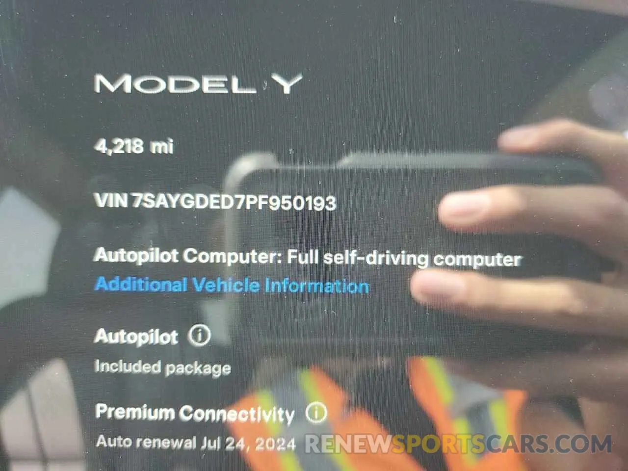 12 Photograph of a damaged car 7SAYGDED7PF950193 TESLA MODEL Y 2023