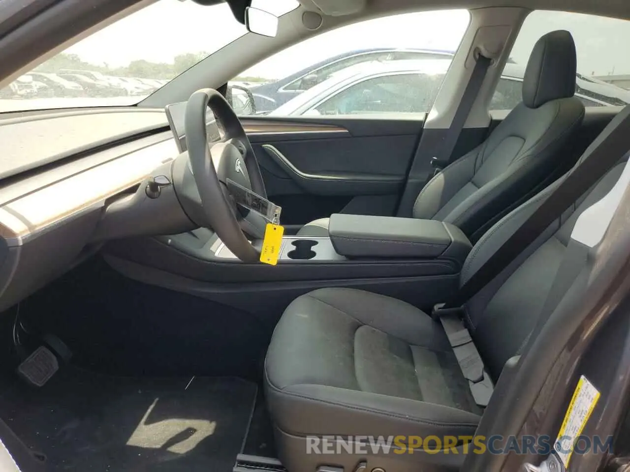 7 Photograph of a damaged car 7SAYGDED7PF950193 TESLA MODEL Y 2023