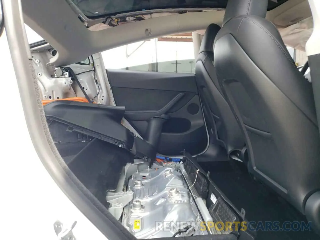 10 Photograph of a damaged car 7SAYGDED7PF964756 TESLA MODEL Y 2023
