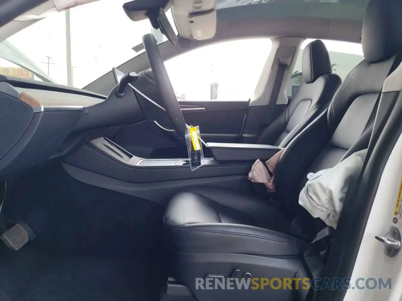 7 Photograph of a damaged car 7SAYGDED7PF964756 TESLA MODEL Y 2023