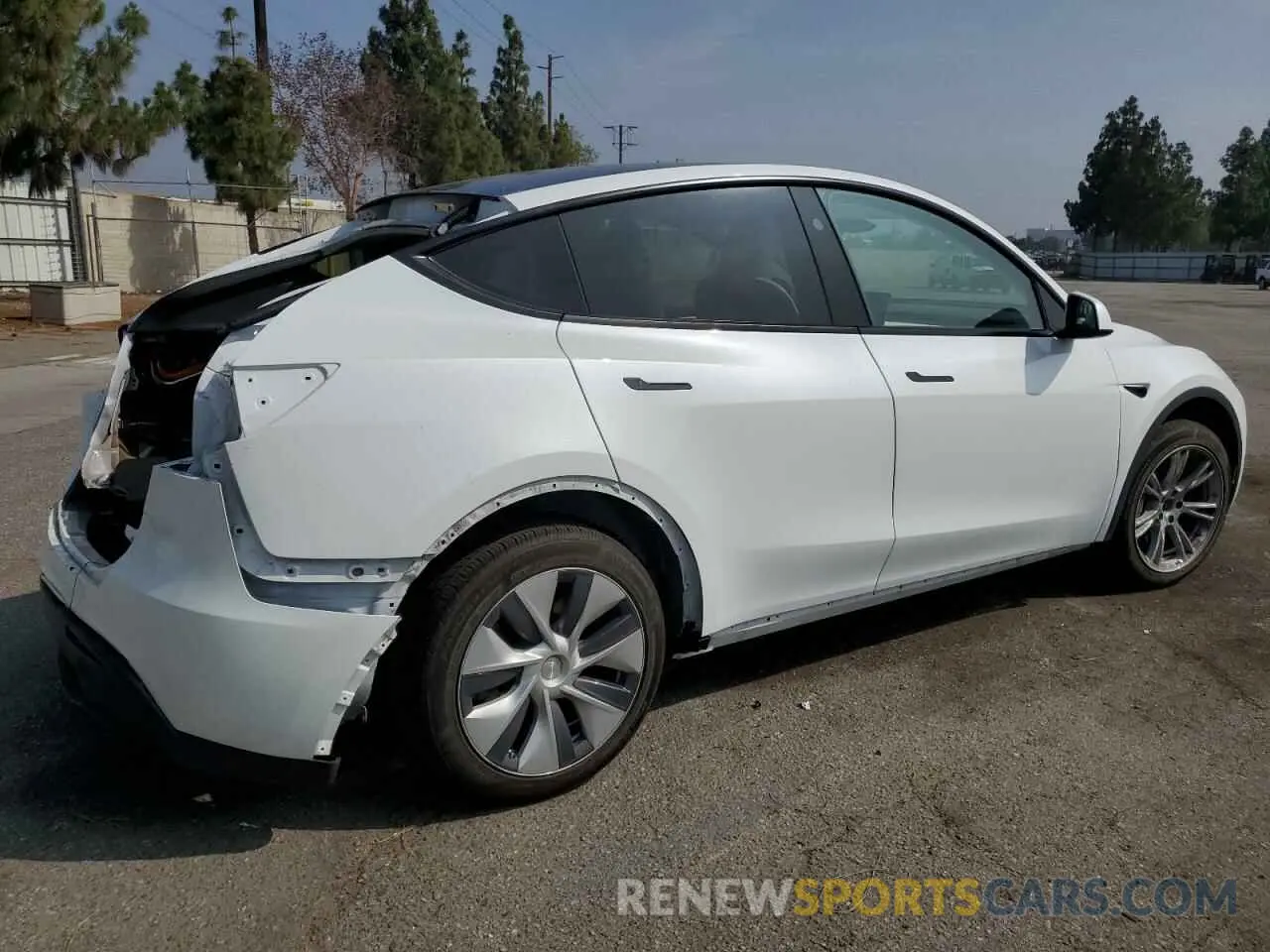 3 Photograph of a damaged car 7SAYGDED8PF933497 TESLA MODEL Y 2023