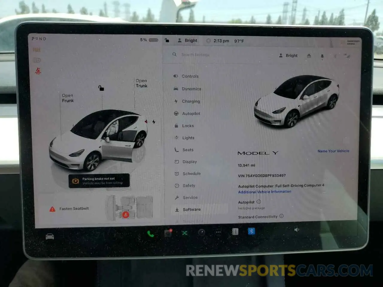 9 Photograph of a damaged car 7SAYGDED8PF933497 TESLA MODEL Y 2023