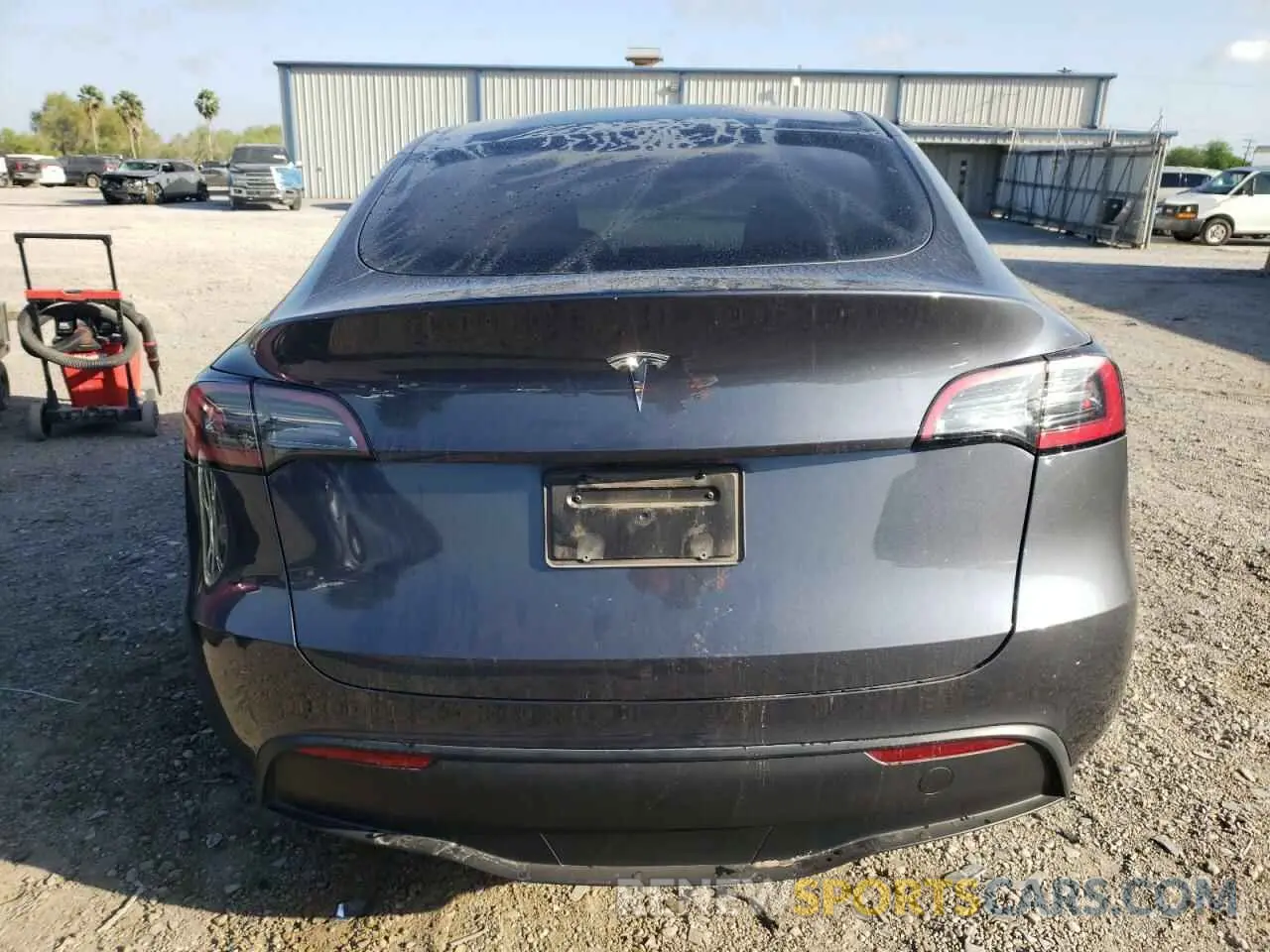 6 Photograph of a damaged car 7SAYGDED8PF958836 TESLA MODEL Y 2023
