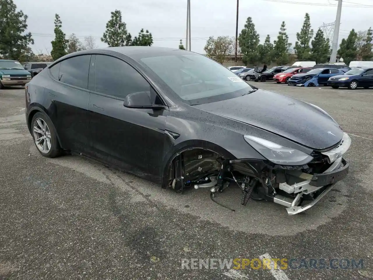 4 Photograph of a damaged car 7SAYGDED9PF978075 TESLA MODEL Y 2023