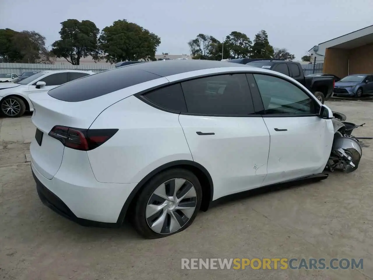 3 Photograph of a damaged car 7SAYGDEDXPF972298 TESLA MODEL Y 2023