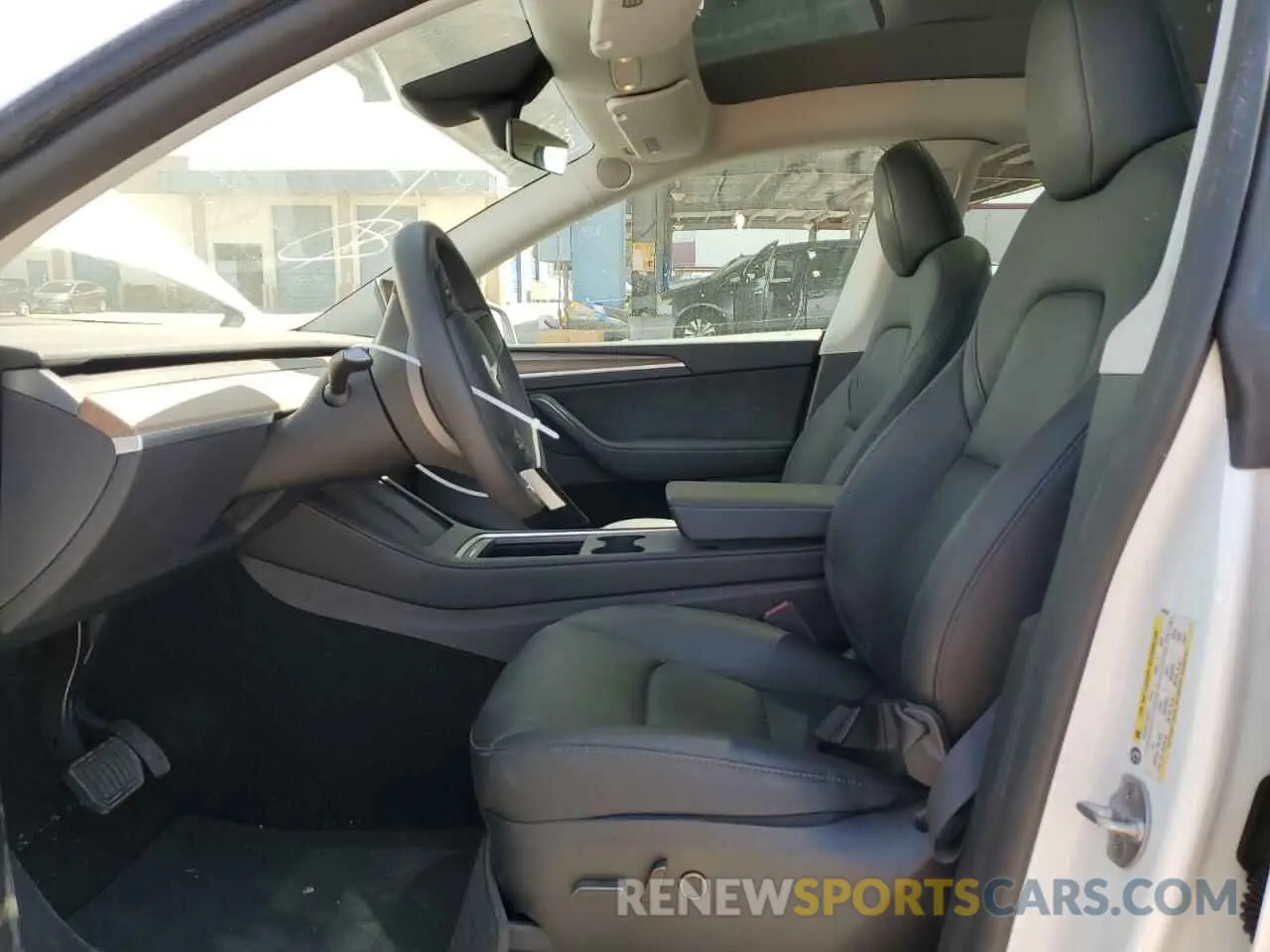 7 Photograph of a damaged car 7SAYGDEDXPF972298 TESLA MODEL Y 2023