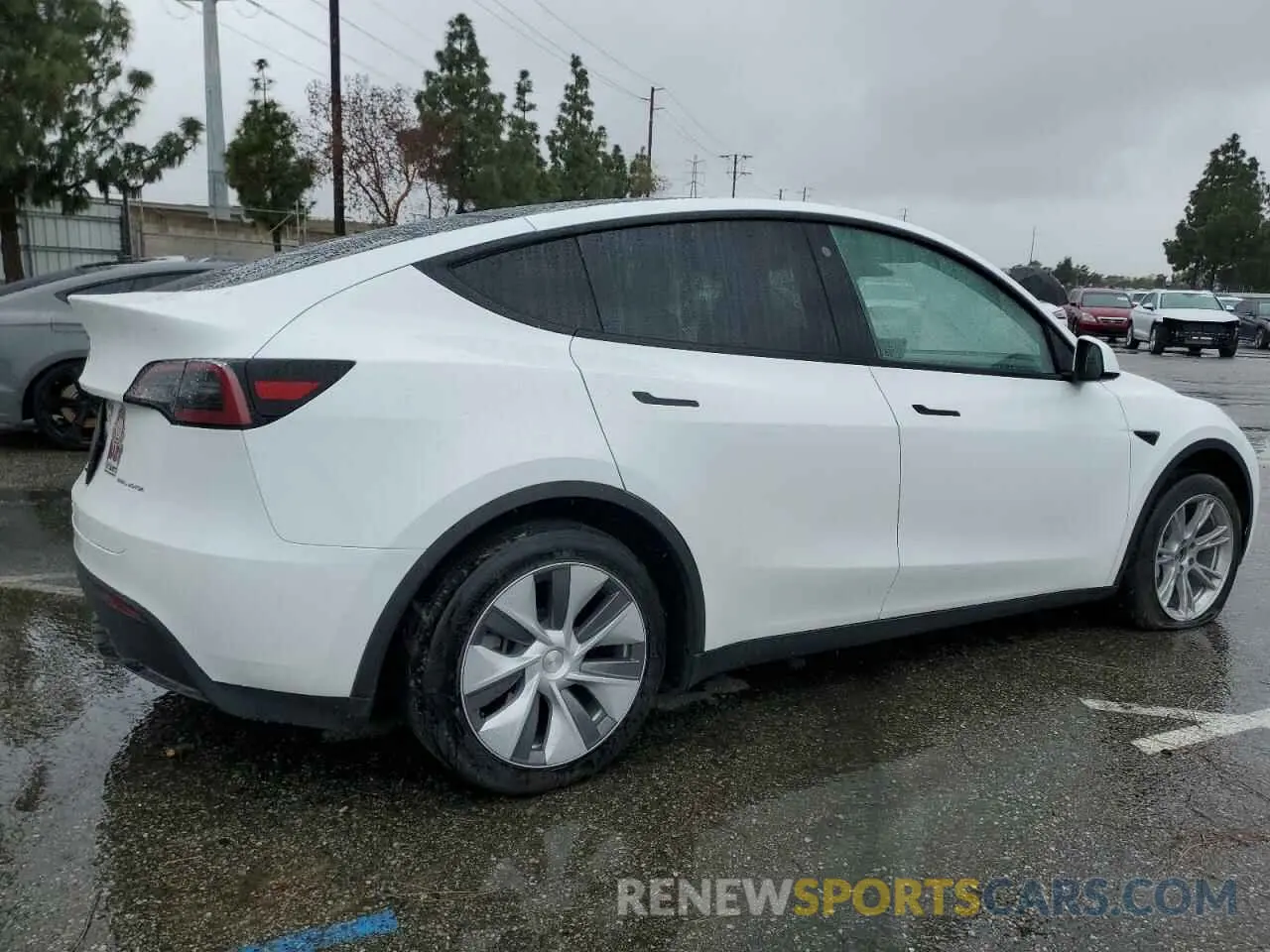 3 Photograph of a damaged car 7SAYGDEE0PA035773 TESLA MODEL Y 2023