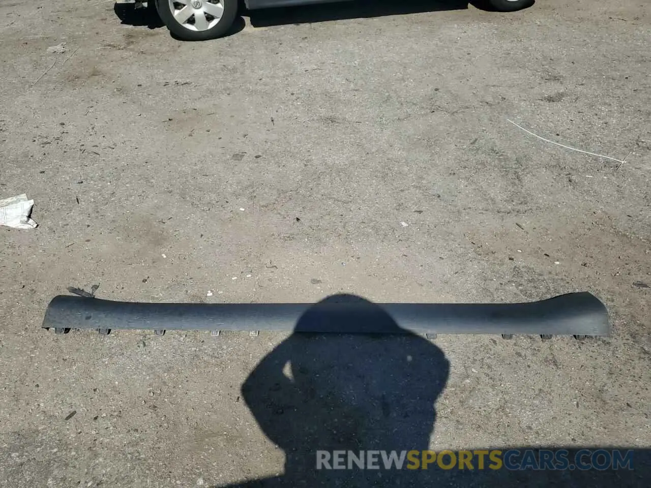 12 Photograph of a damaged car 7SAYGDEE0PA037684 TESLA MODEL Y 2023
