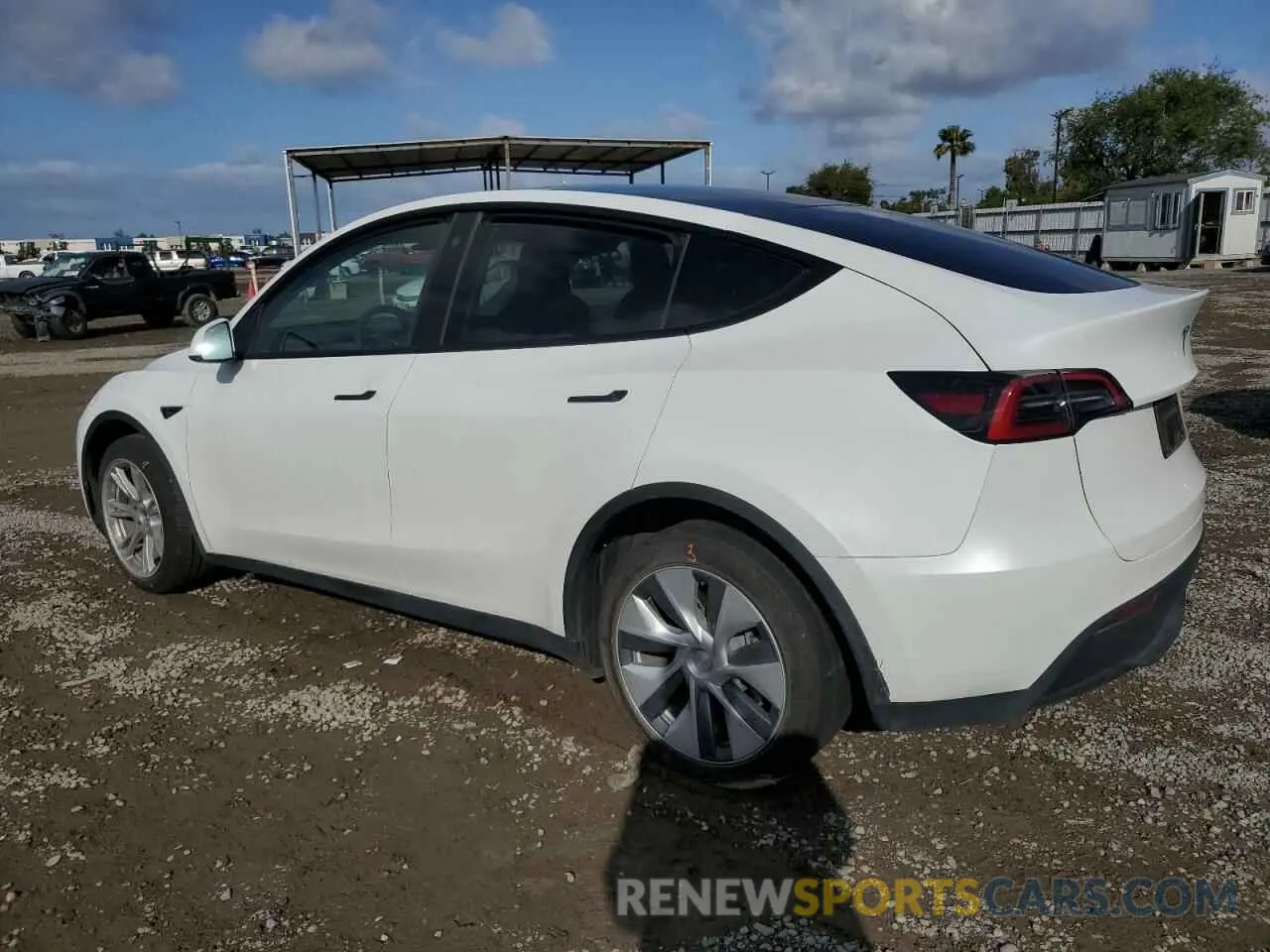 2 Photograph of a damaged car 7SAYGDEE0PA037829 TESLA MODEL Y 2023