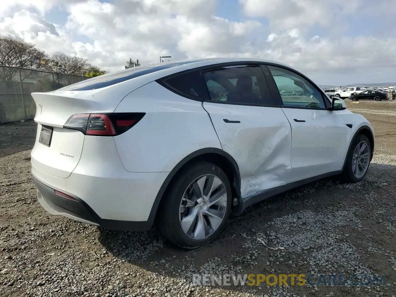 3 Photograph of a damaged car 7SAYGDEE0PA037829 TESLA MODEL Y 2023
