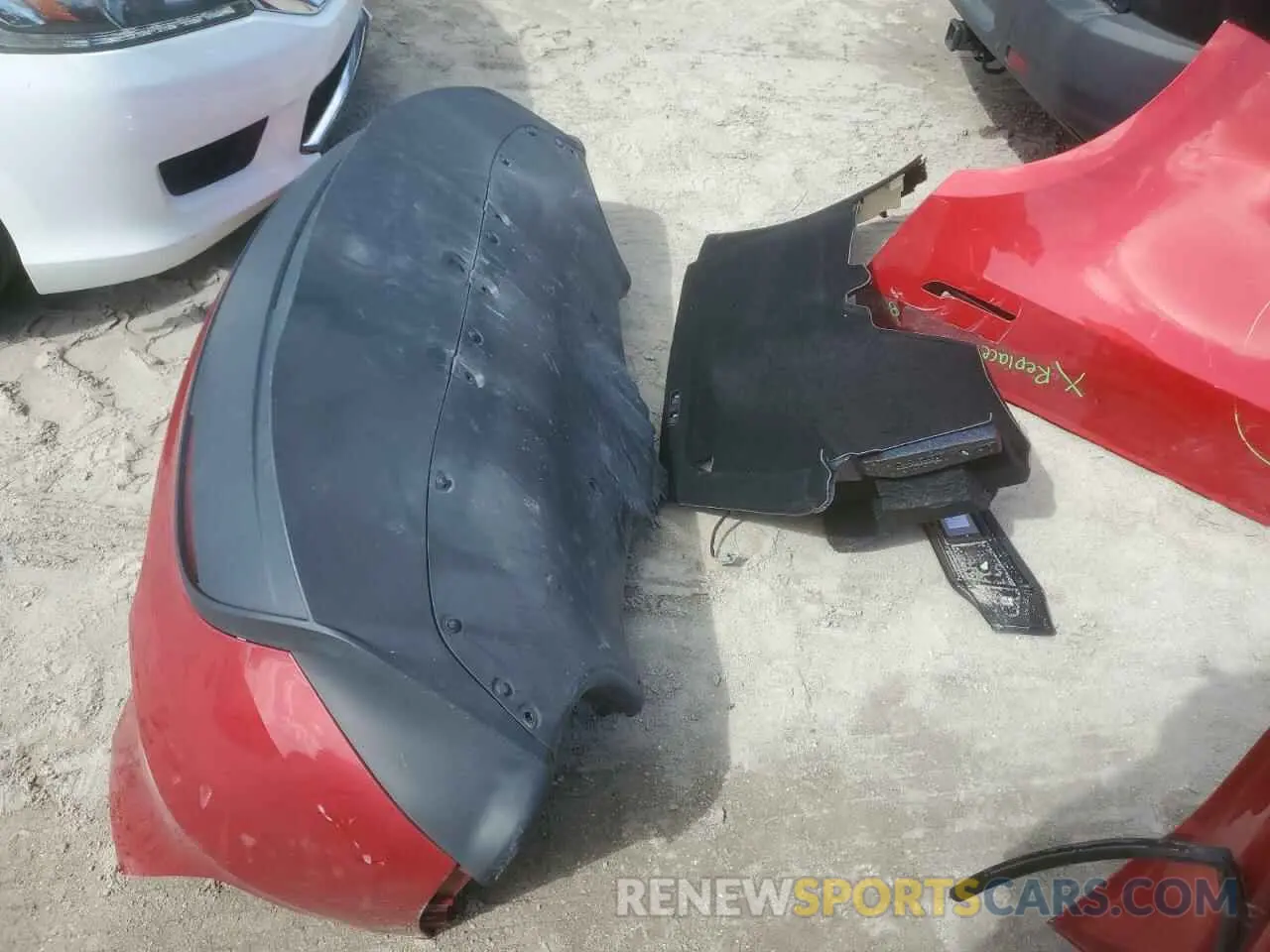 13 Photograph of a damaged car 7SAYGDEE0PA051147 TESLA MODEL Y 2023