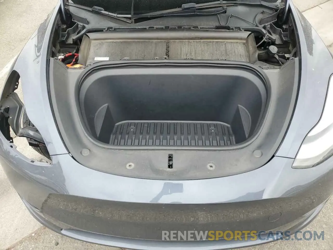 12 Photograph of a damaged car 7SAYGDEE0PA053383 TESLA MODEL Y 2023