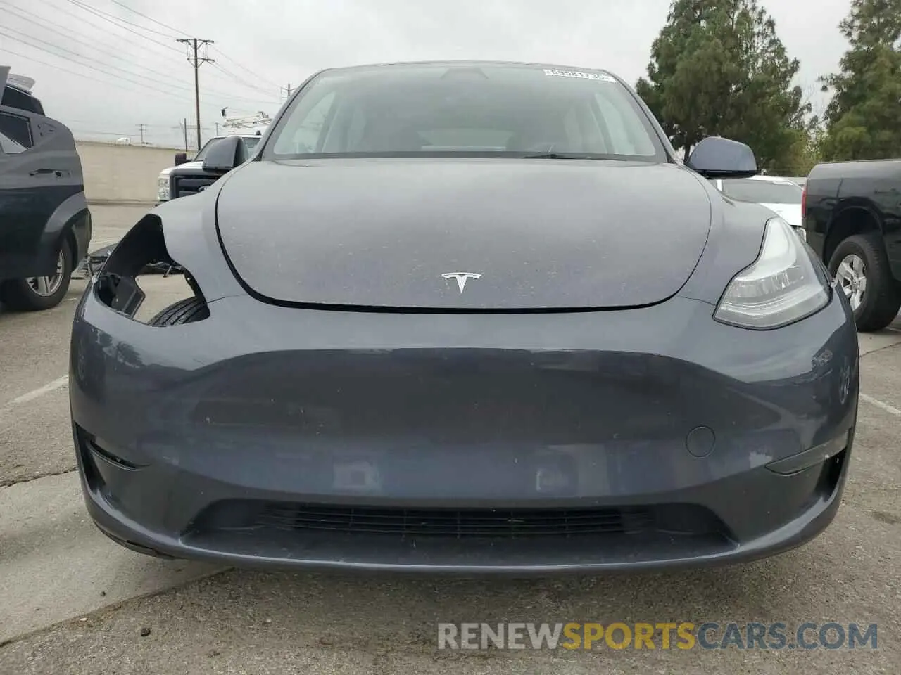 5 Photograph of a damaged car 7SAYGDEE0PA053383 TESLA MODEL Y 2023