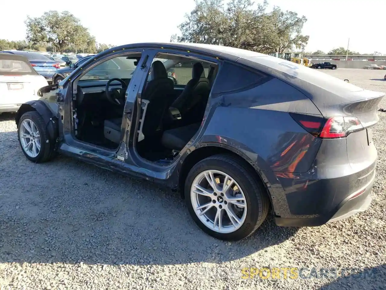 2 Photograph of a damaged car 7SAYGDEE0PA054372 TESLA MODEL Y 2023