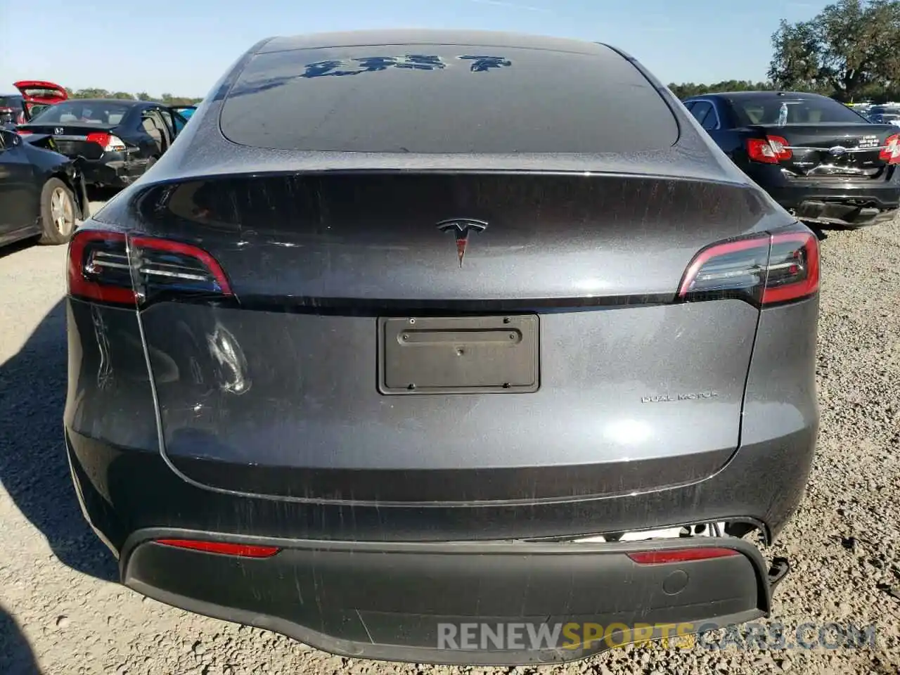 6 Photograph of a damaged car 7SAYGDEE0PA054372 TESLA MODEL Y 2023