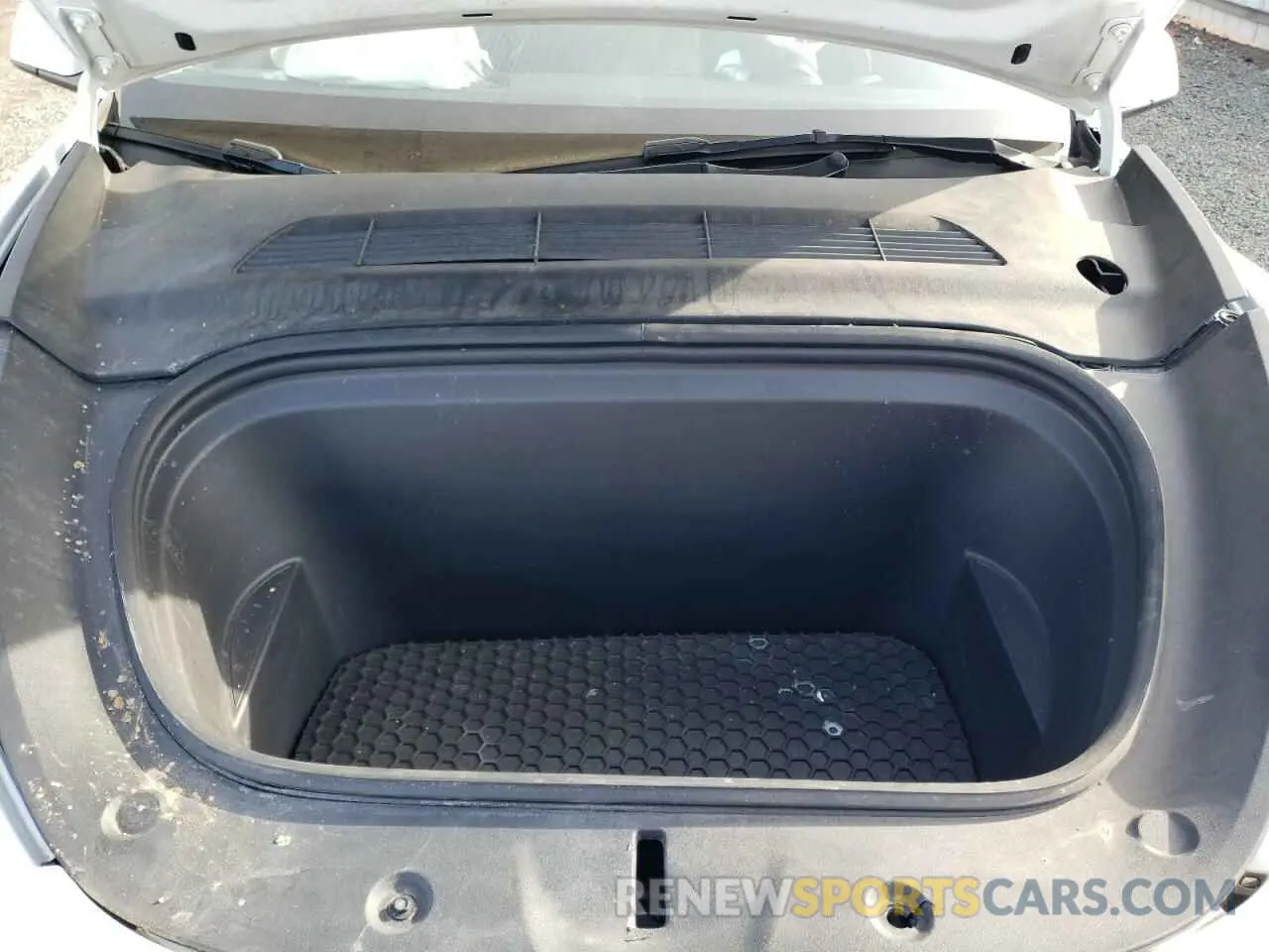 12 Photograph of a damaged car 7SAYGDEE0PA065923 TESLA MODEL Y 2023