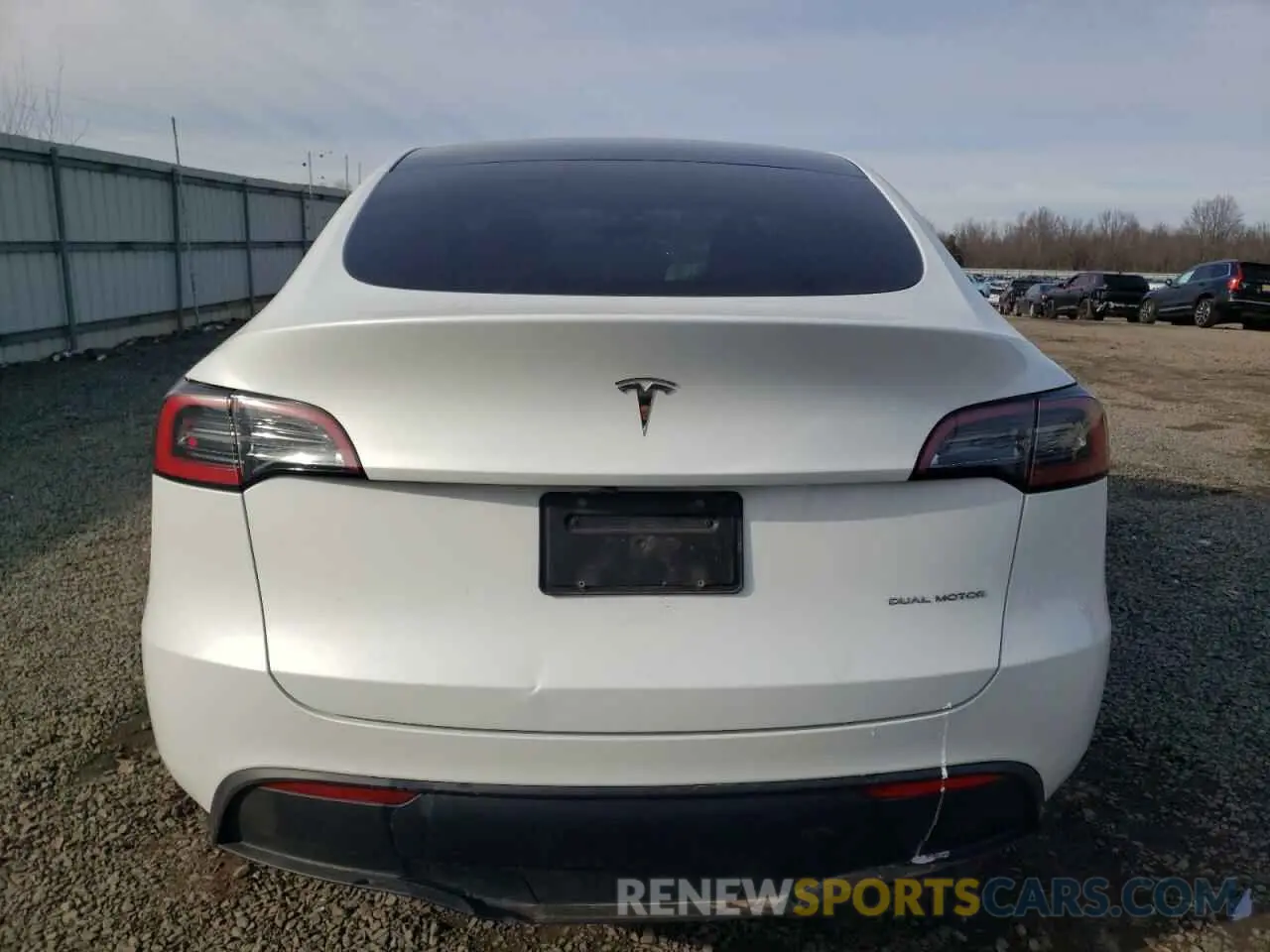 6 Photograph of a damaged car 7SAYGDEE0PA065923 TESLA MODEL Y 2023