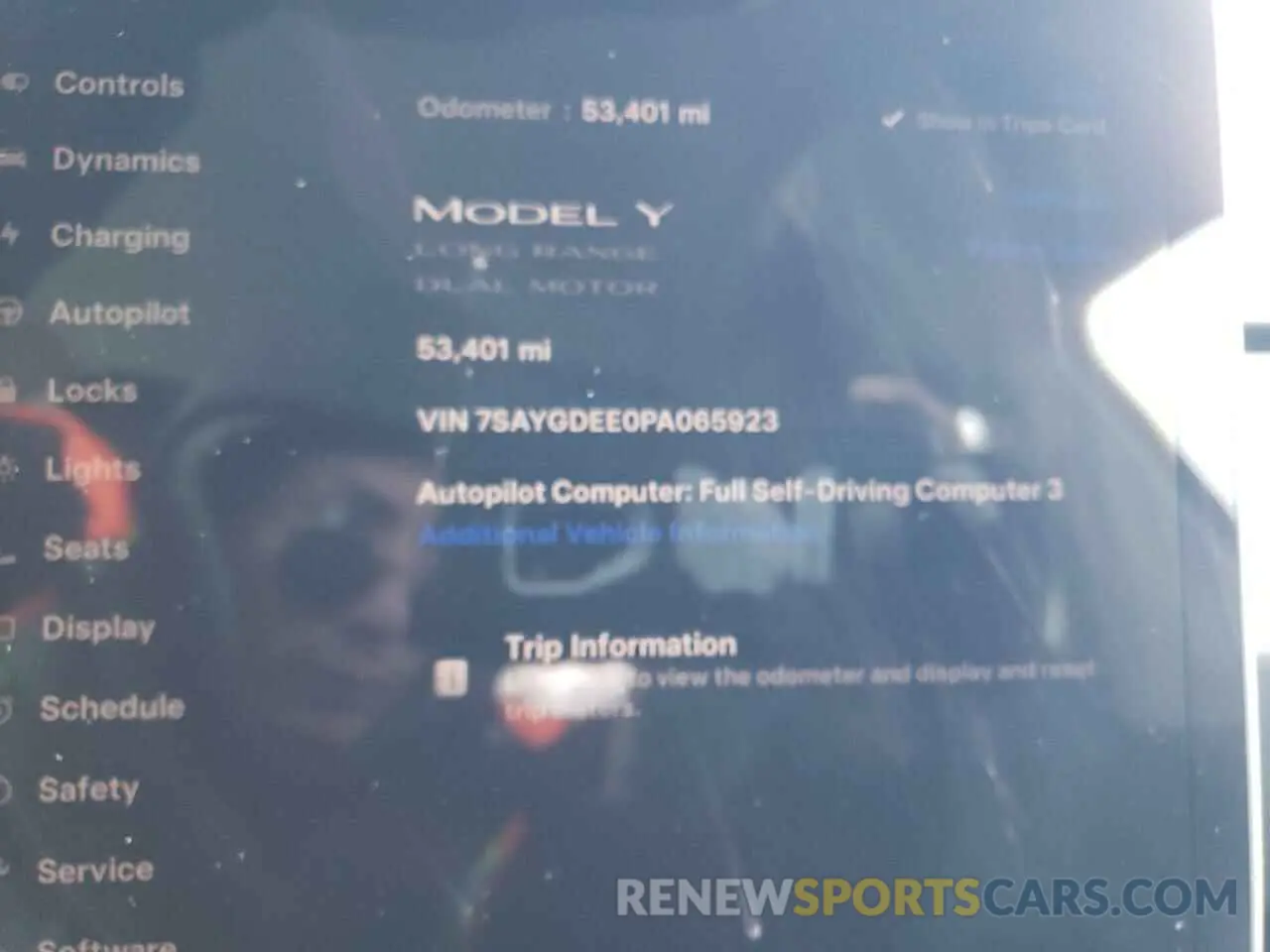 9 Photograph of a damaged car 7SAYGDEE0PA065923 TESLA MODEL Y 2023