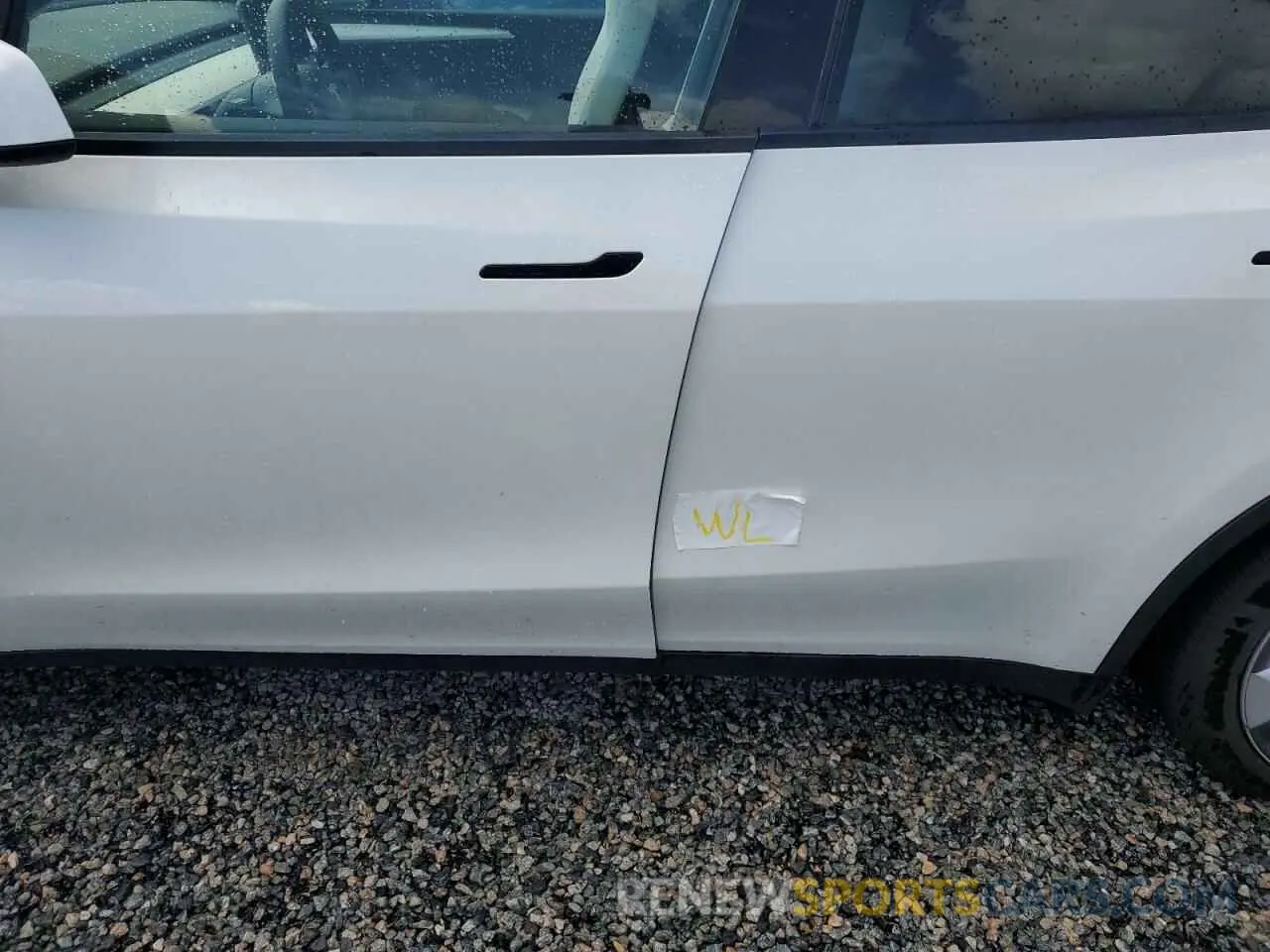 13 Photograph of a damaged car 7SAYGDEE0PA099585 TESLA MODEL Y 2023