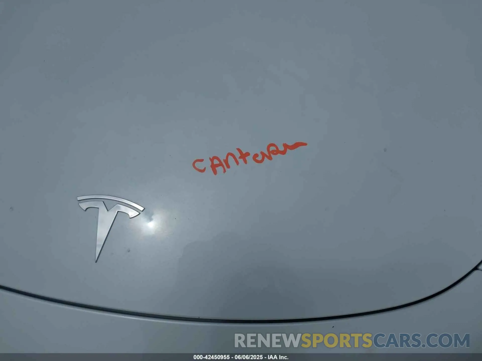 10 Photograph of a damaged car 7SAYGDEE0PA109094 TESLA MODEL Y 2023