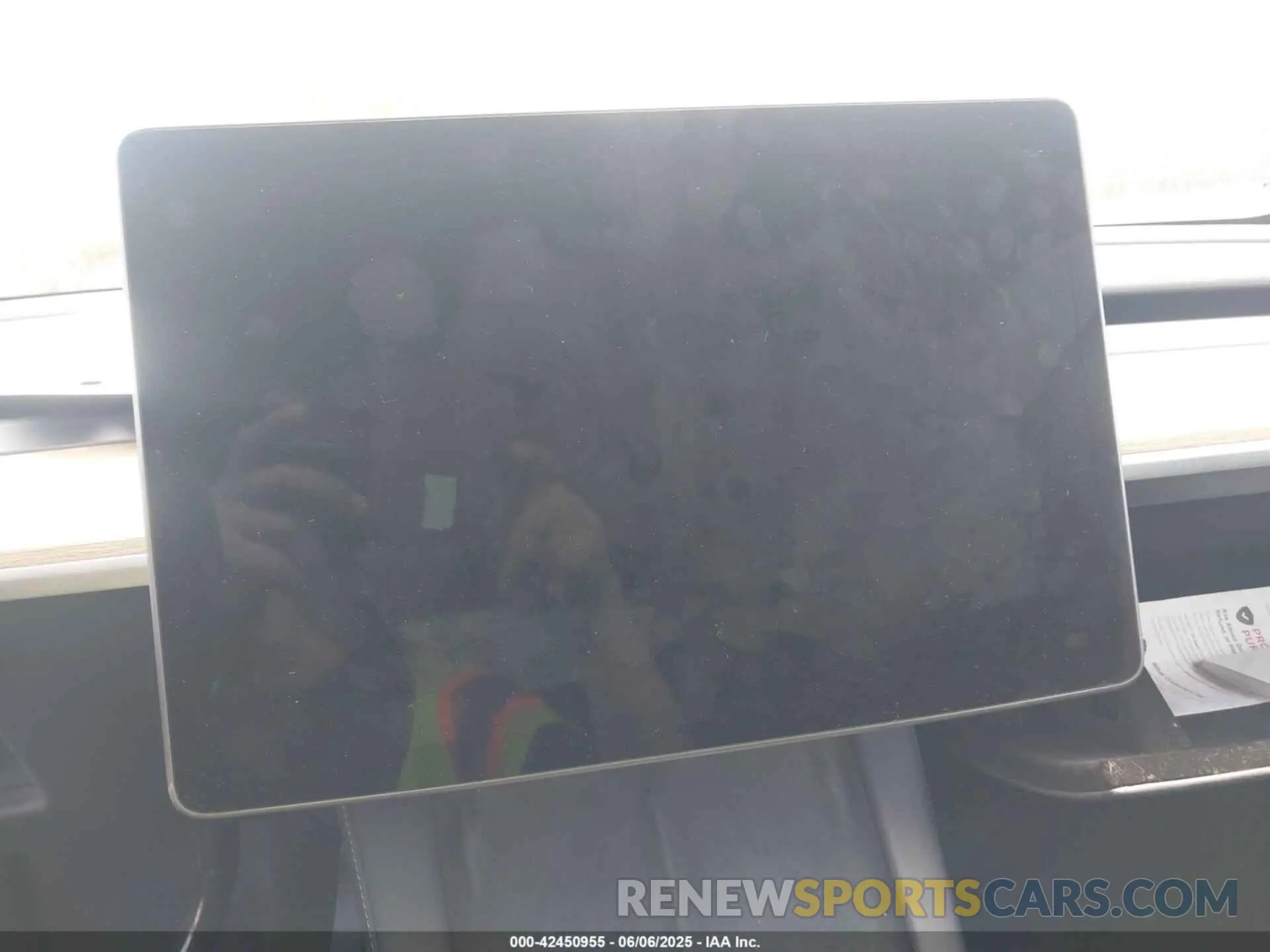 15 Photograph of a damaged car 7SAYGDEE0PA109094 TESLA MODEL Y 2023