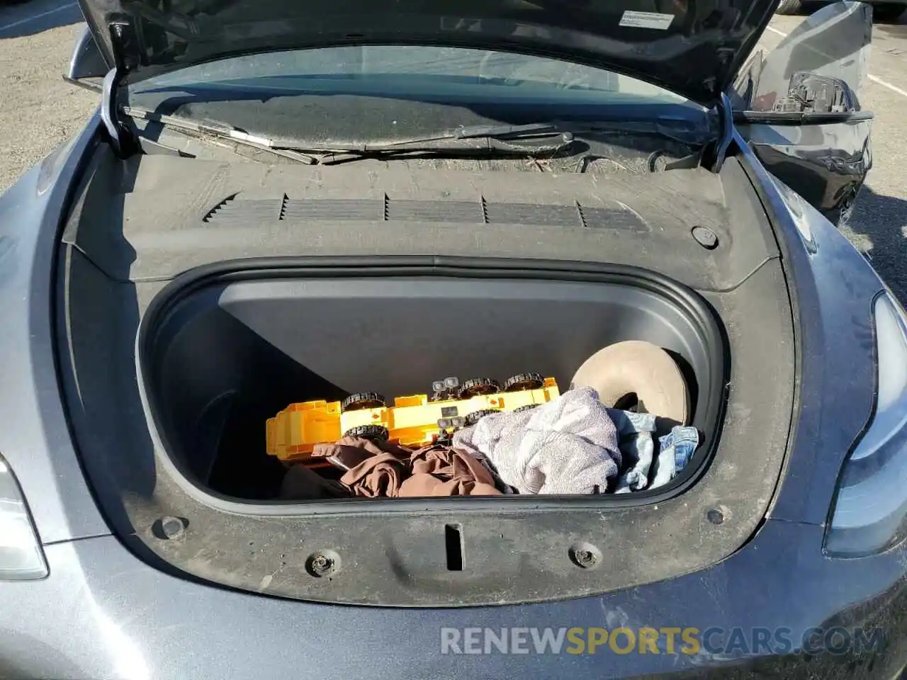 11 Photograph of a damaged car 7SAYGDEE0PA109886 TESLA MODEL Y 2023