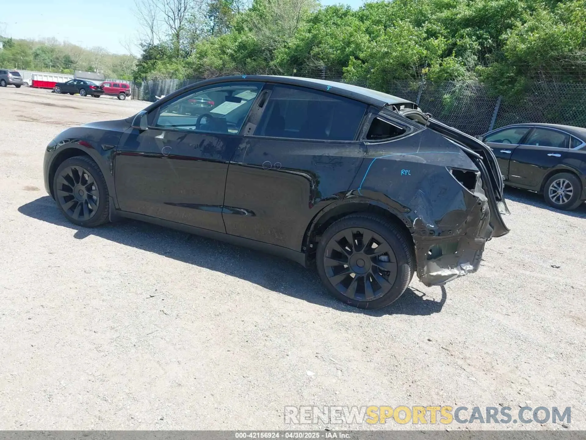3 Photograph of a damaged car 7SAYGDEE0PA111430 TESLA MODEL Y 2023