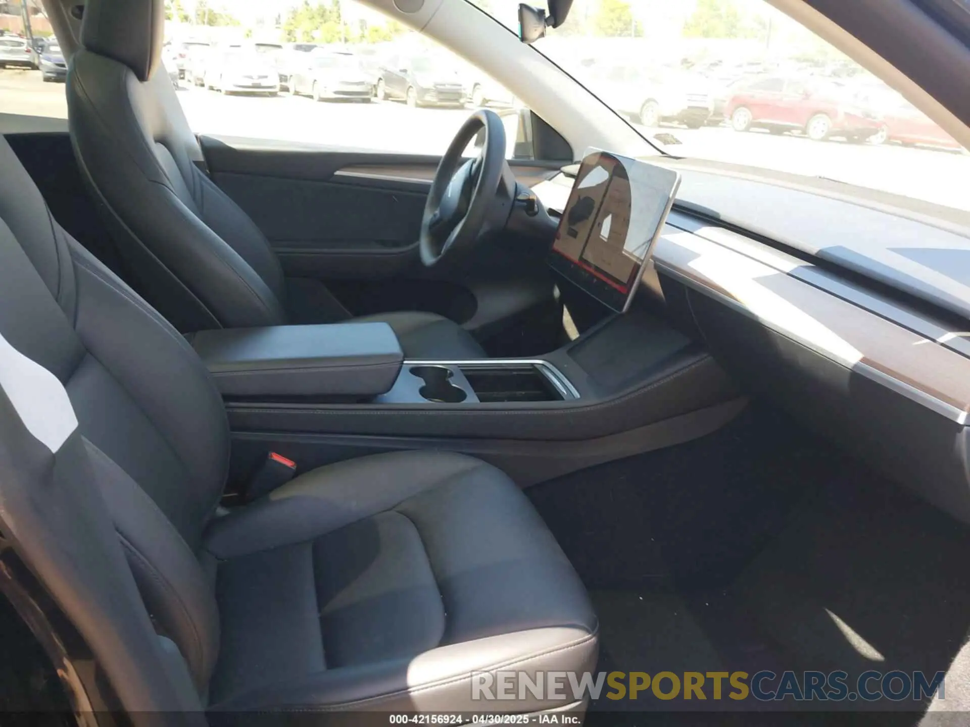 5 Photograph of a damaged car 7SAYGDEE0PA111430 TESLA MODEL Y 2023