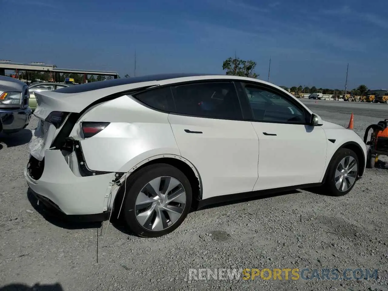 3 Photograph of a damaged car 7SAYGDEE0PA114540 TESLA MODEL Y 2023