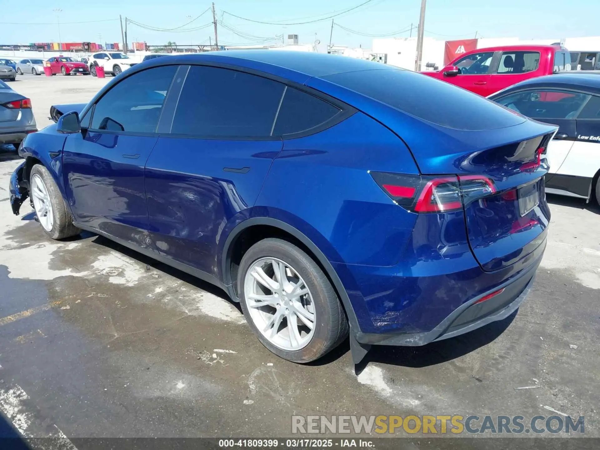 3 Photograph of a damaged car 7SAYGDEE0PA121116 TESLA MODEL Y 2023