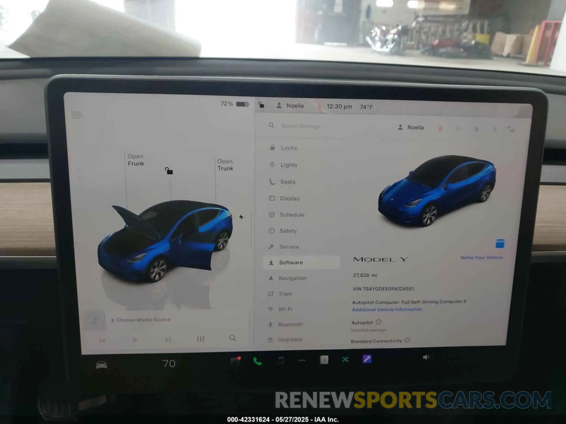 17 Photograph of a damaged car 7SAYGDEE0PA124551 TESLA MODEL Y 2023