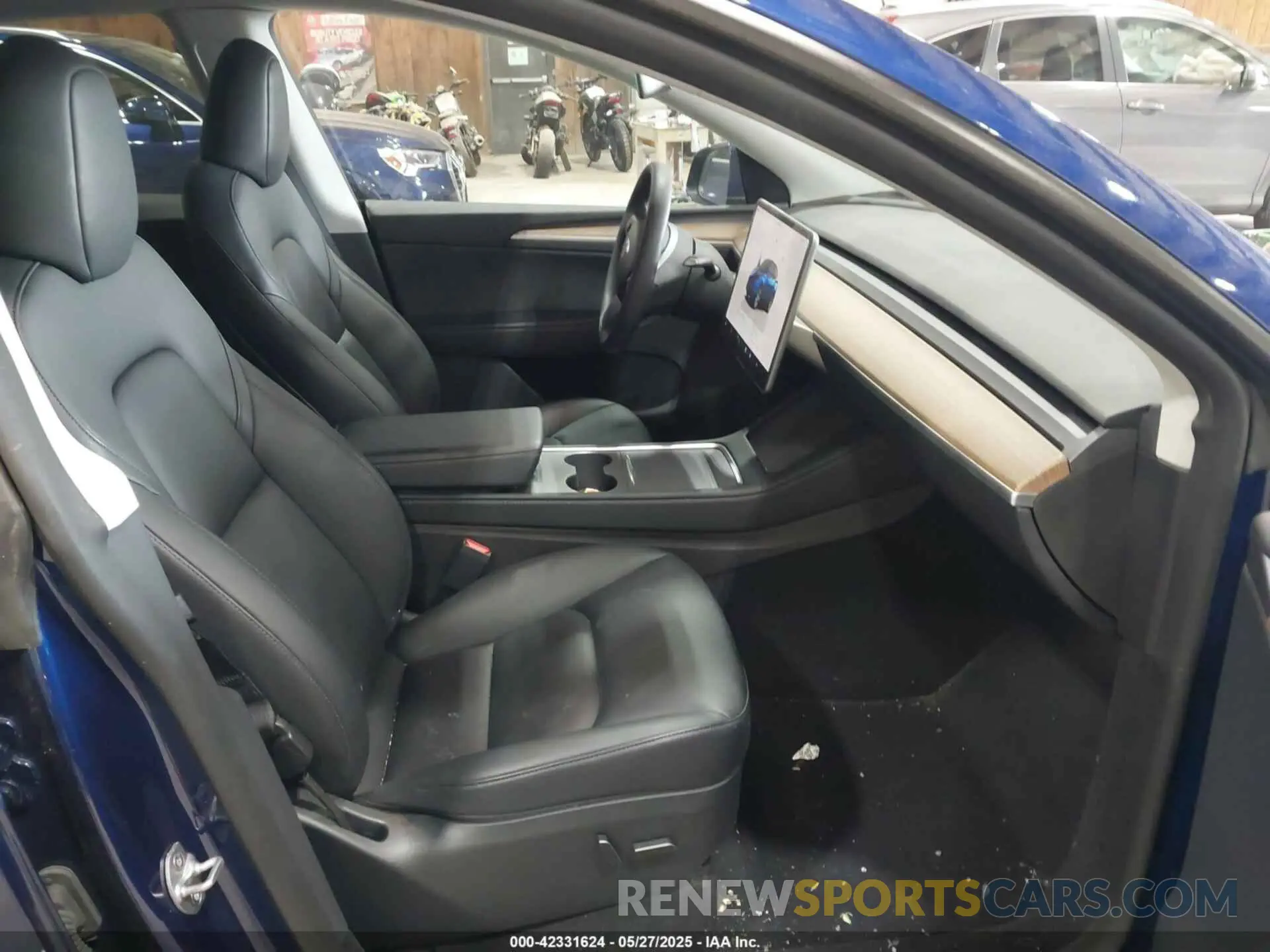 5 Photograph of a damaged car 7SAYGDEE0PA124551 TESLA MODEL Y 2023