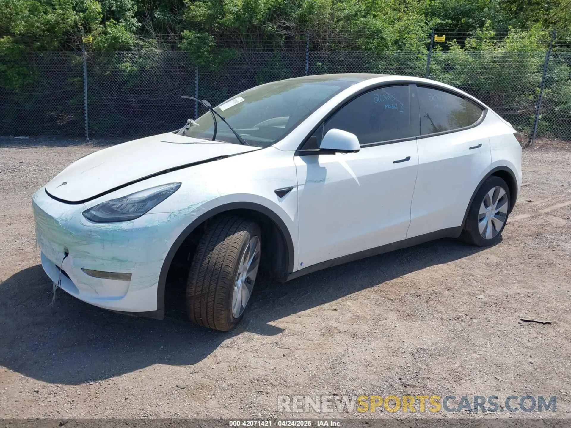 2 Photograph of a damaged car 7SAYGDEE0PA130057 TESLA MODEL Y 2023