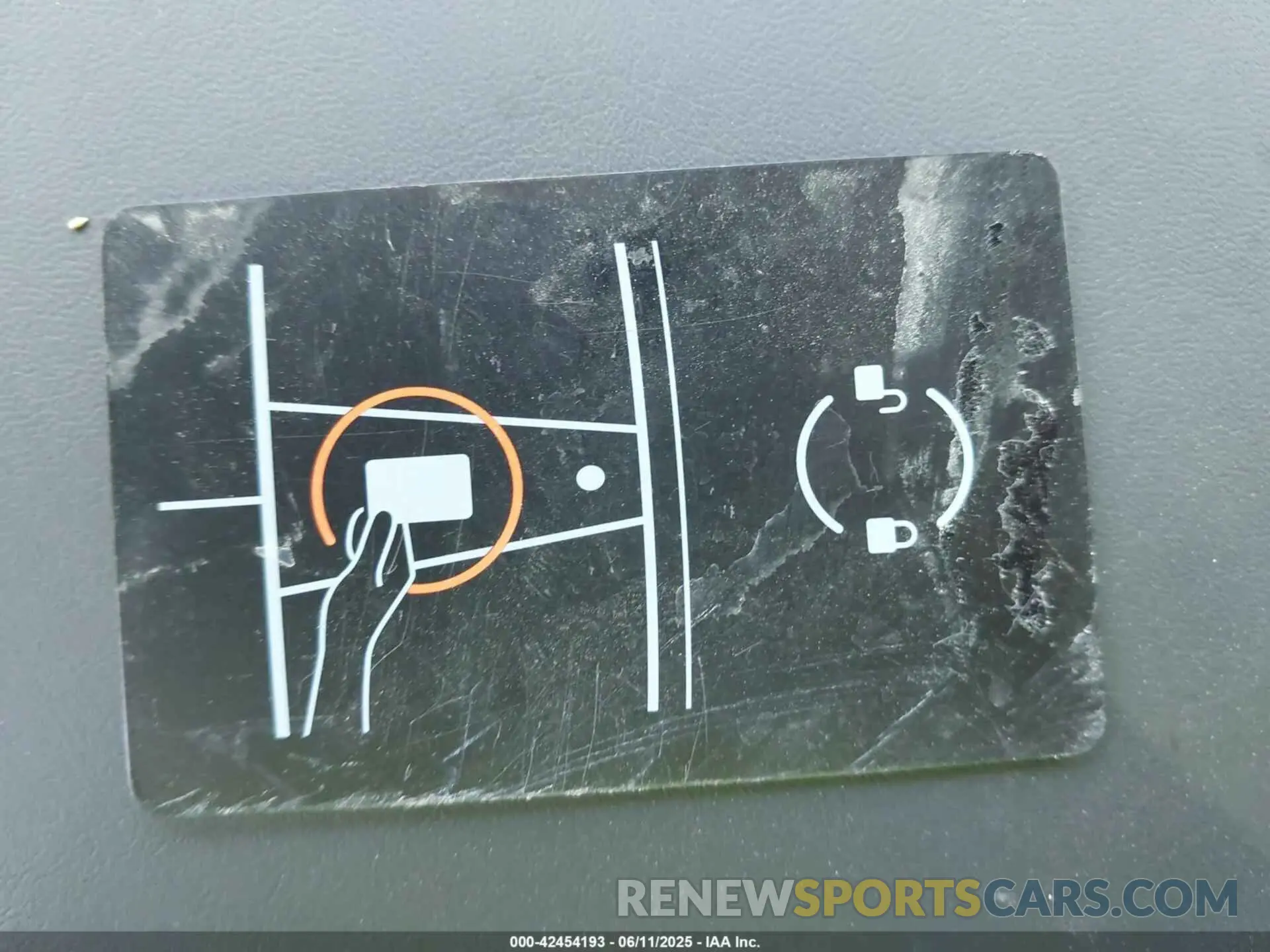 11 Photograph of a damaged car 7SAYGDEE0PA140670 TESLA MODEL Y 2023