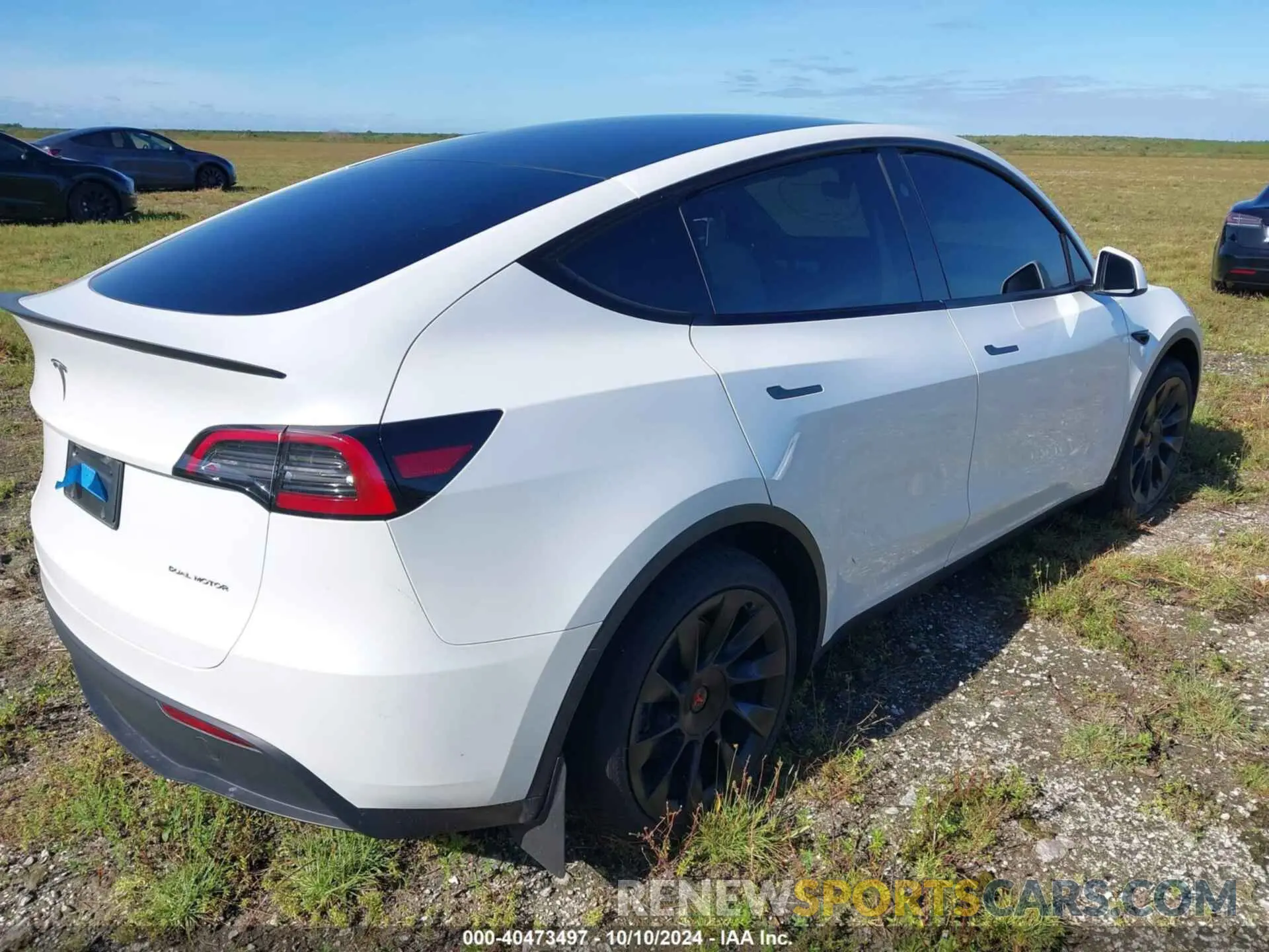 4 Photograph of a damaged car 7SAYGDEE0PA146761 TESLA MODEL Y 2023
