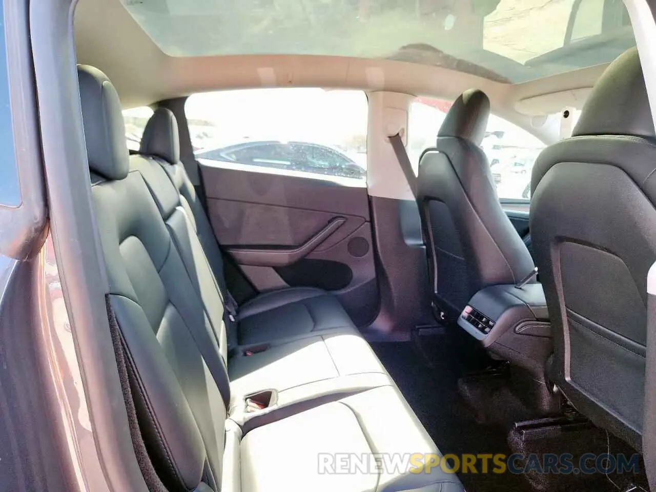 11 Photograph of a damaged car 7SAYGDEE0PA152477 TESLA MODEL Y 2023