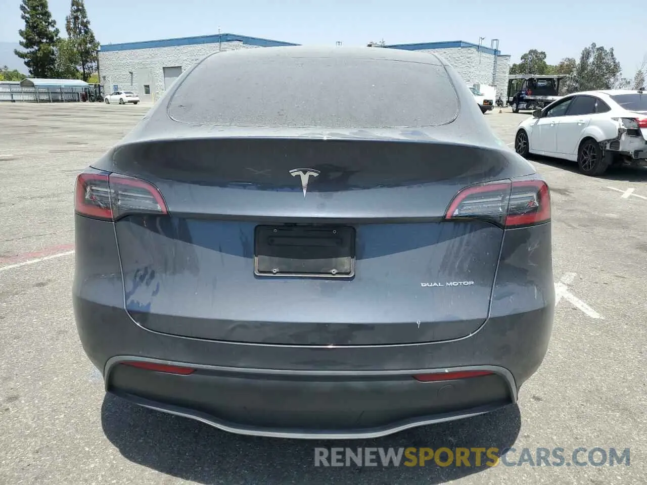 6 Photograph of a damaged car 7SAYGDEE0PA154858 TESLA MODEL Y 2023