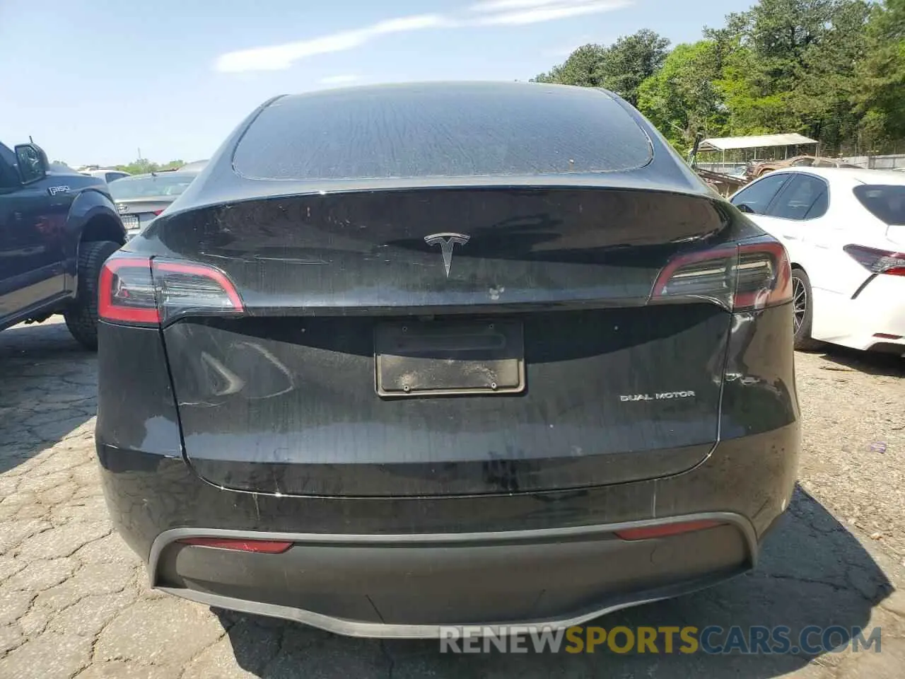 6 Photograph of a damaged car 7SAYGDEE0PA156514 TESLA MODEL Y 2023