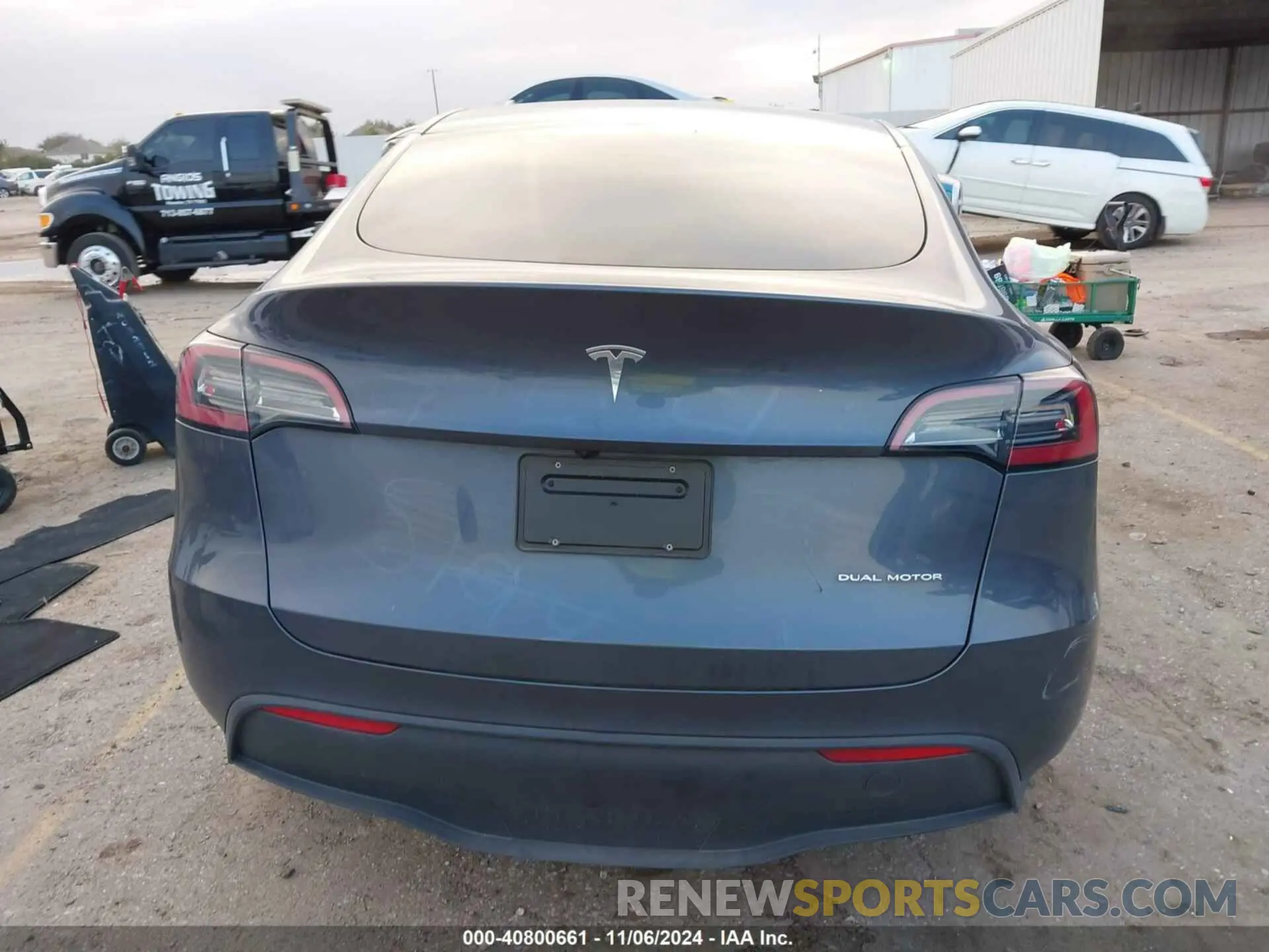 15 Photograph of a damaged car 7SAYGDEE0PA160031 TESLA MODEL Y 2023