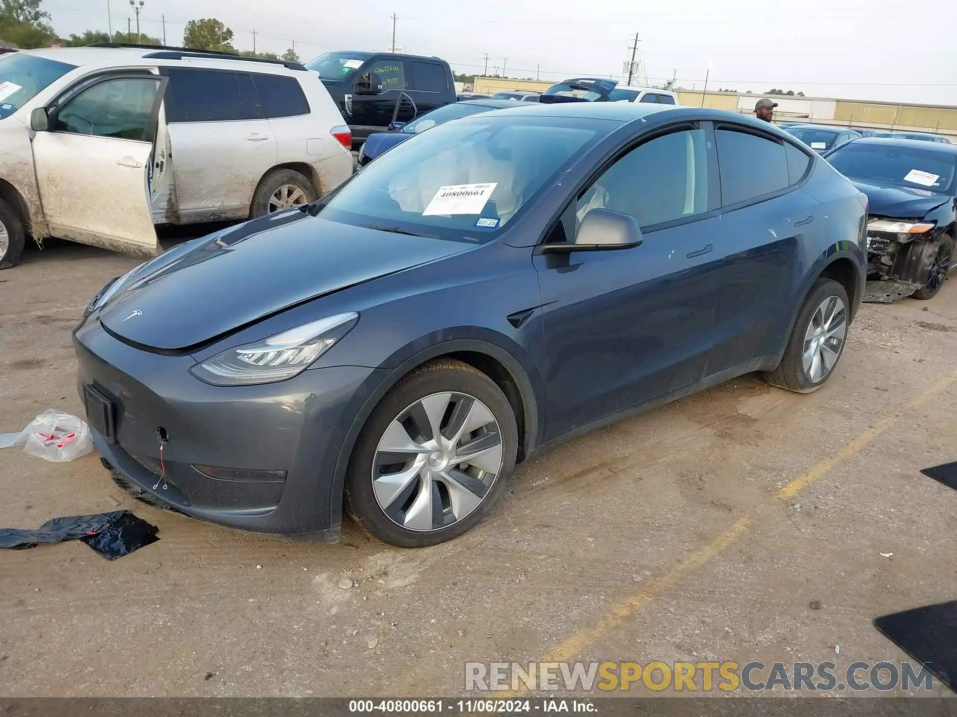 2 Photograph of a damaged car 7SAYGDEE0PA160031 TESLA MODEL Y 2023