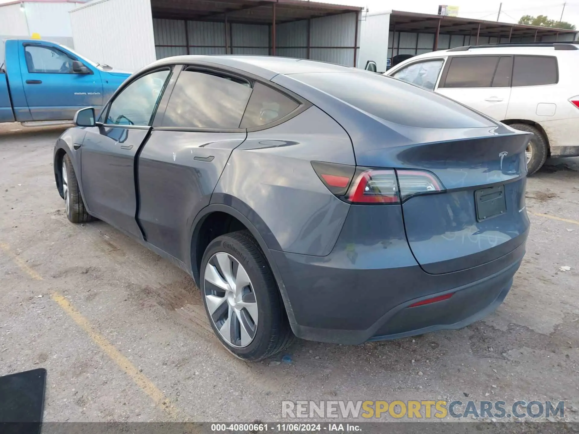 3 Photograph of a damaged car 7SAYGDEE0PA160031 TESLA MODEL Y 2023