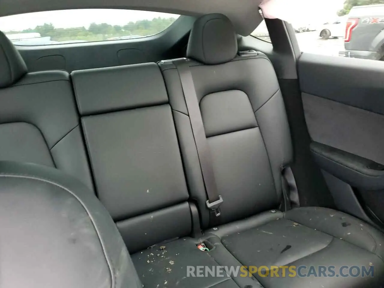 10 Photograph of a damaged car 7SAYGDEE0PA162765 TESLA MODEL Y 2023