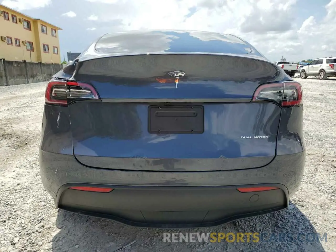 6 Photograph of a damaged car 7SAYGDEE0PA173202 TESLA MODEL Y 2023