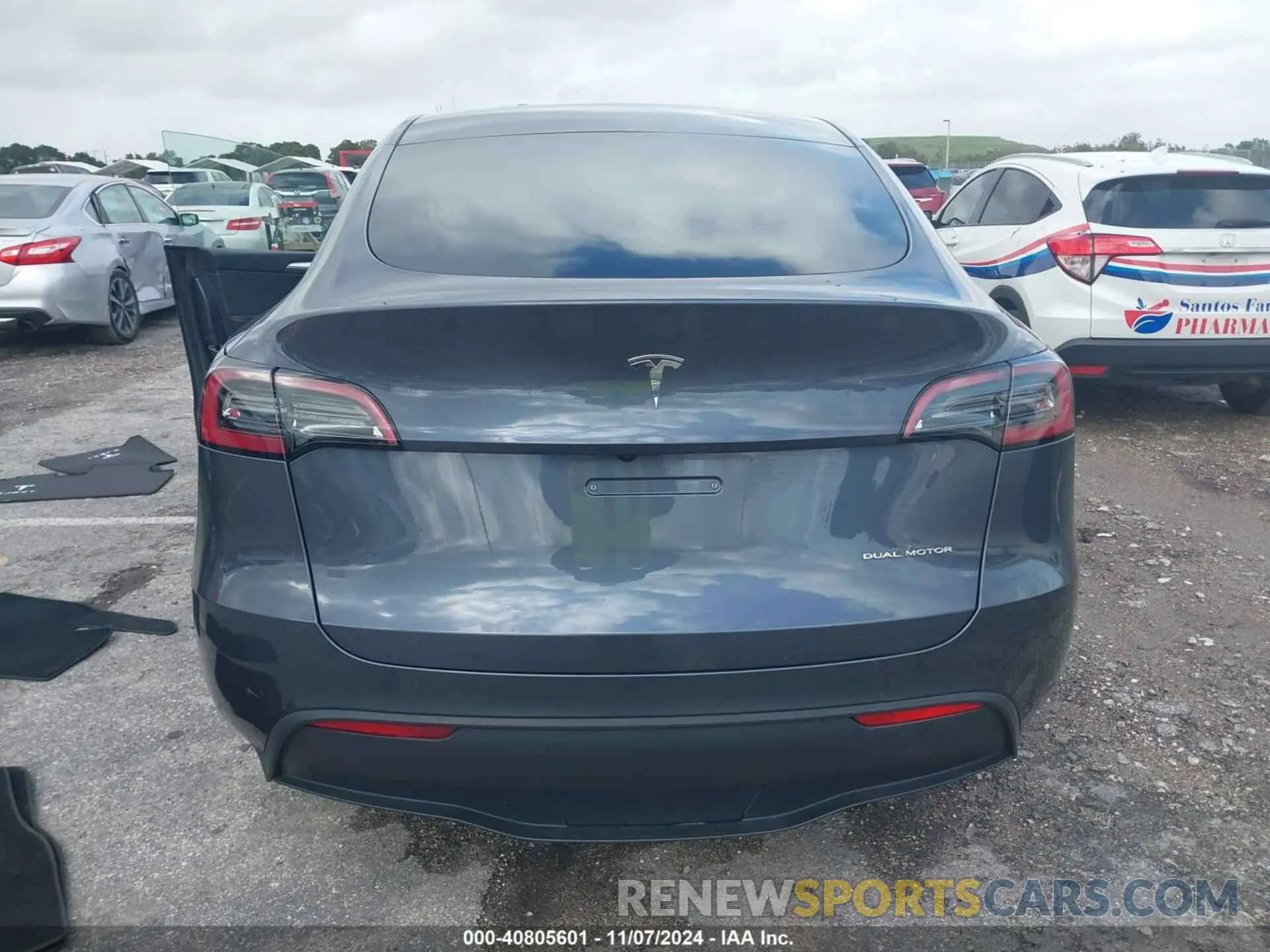 15 Photograph of a damaged car 7SAYGDEE0PA177668 TESLA MODEL Y 2023