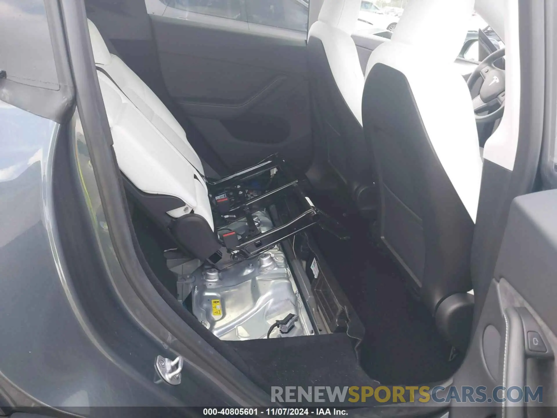 8 Photograph of a damaged car 7SAYGDEE0PA177668 TESLA MODEL Y 2023